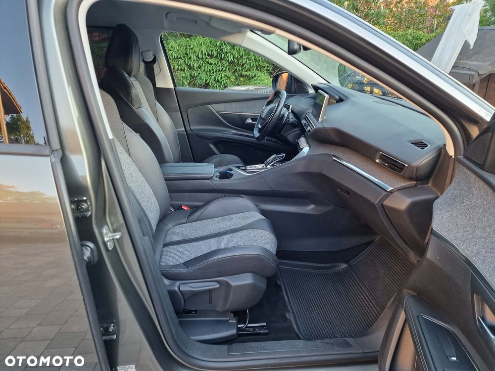 Peugeot 5008 BlueHDI 120 EAT6 Stop & Start Allure - 16