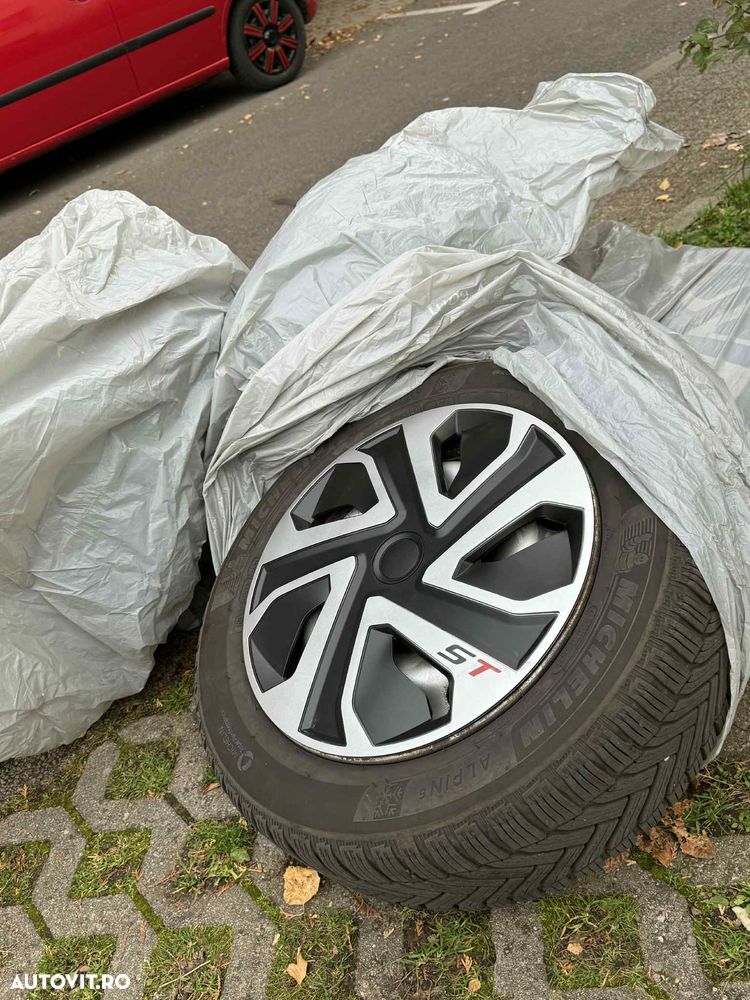 Renault Megane ENERGY dCi 130 BOSE EDITION - 6