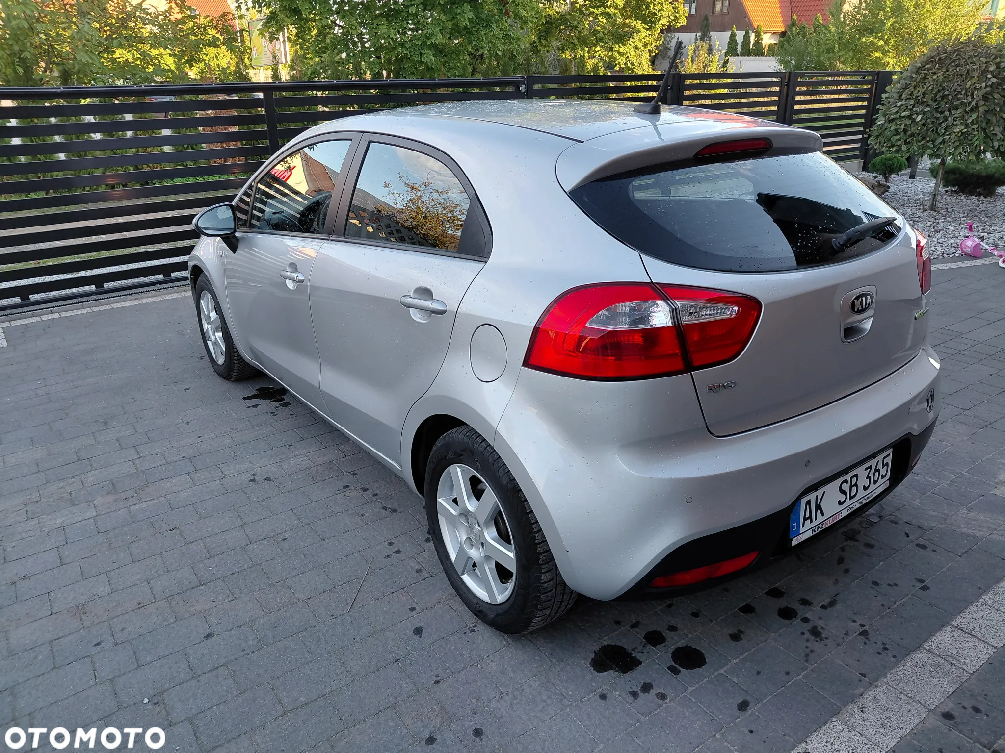Kia Rio 1.4 Business Line - 3