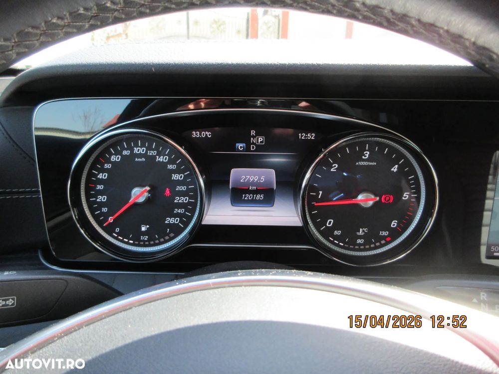 Mercedes-Benz E 220 d 4MATIC 9G-TRONIC AMG Line - 9