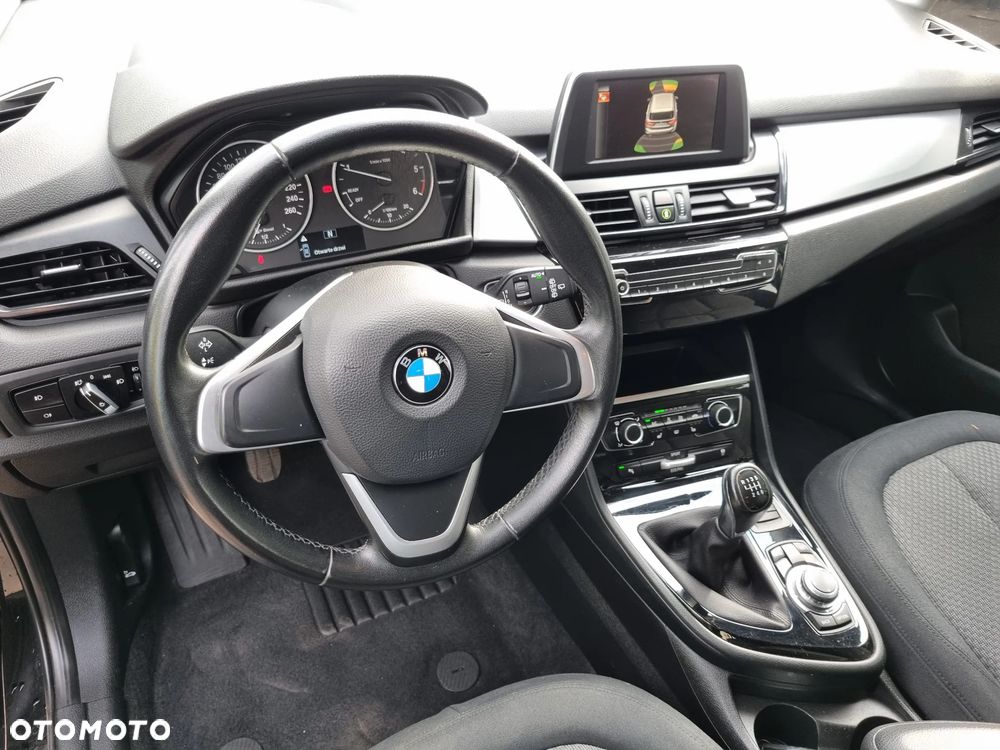 BMW Series 2 2015 photo 5