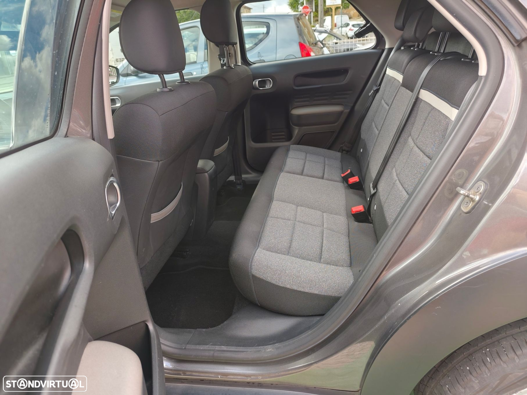 Citroën C4 Cactus 1.2 PureTech Feel Pack - 27