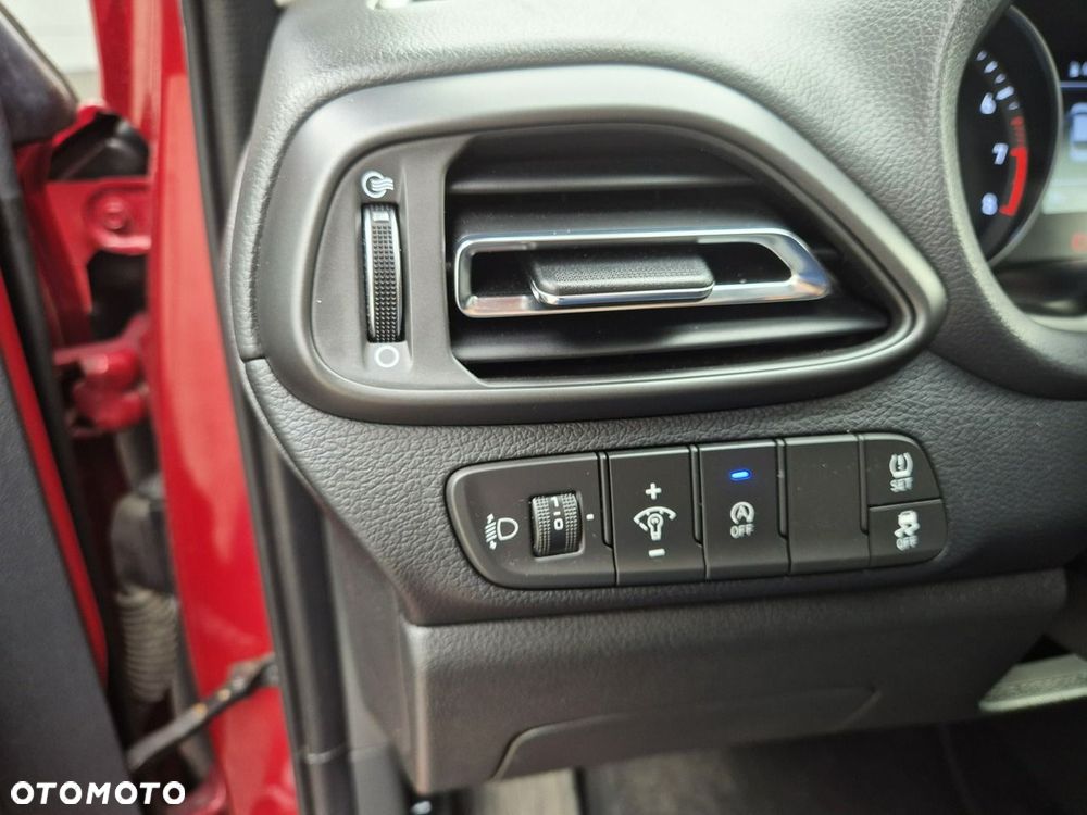 Hyundai i30 1.0 T-GDI Smart - 24