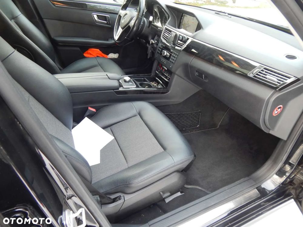 Mercedes-Benz Klasa E 220 CDI 7G-TRONIC Avantgarde - 14