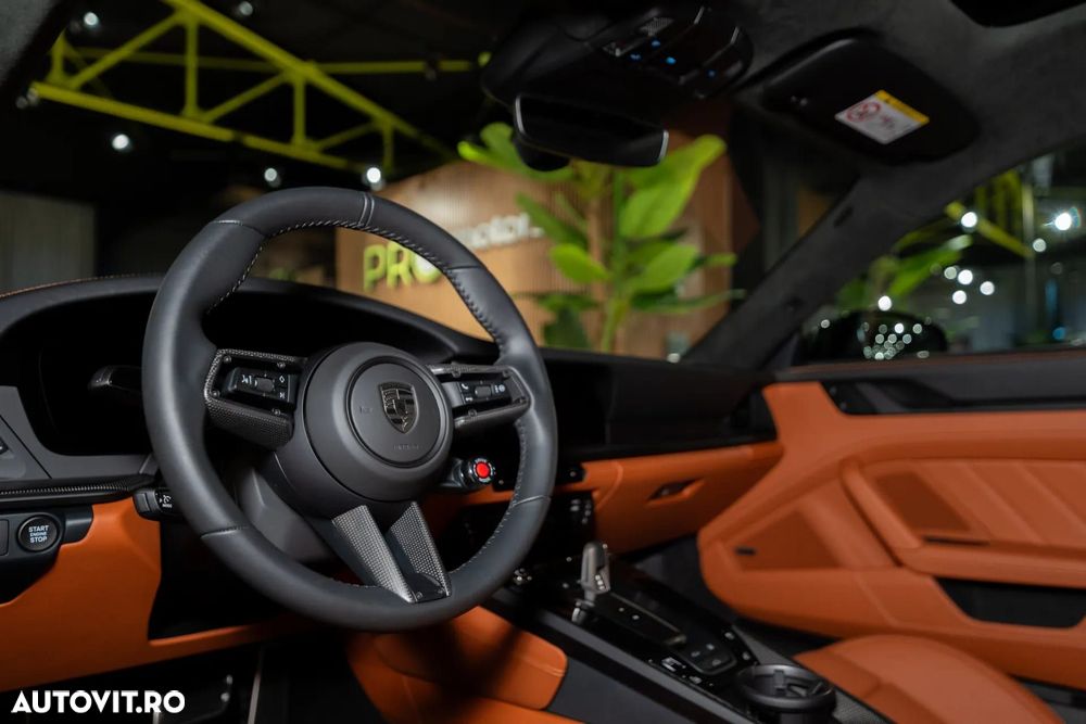 Porsche 911 - 36