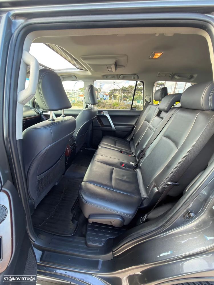 Toyota Land Cruiser 3.0 D-4D Luxury CA - 14