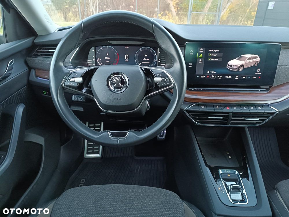 Skoda Octavia 2.0 TSI 4x4 Sportline DSG - 21
