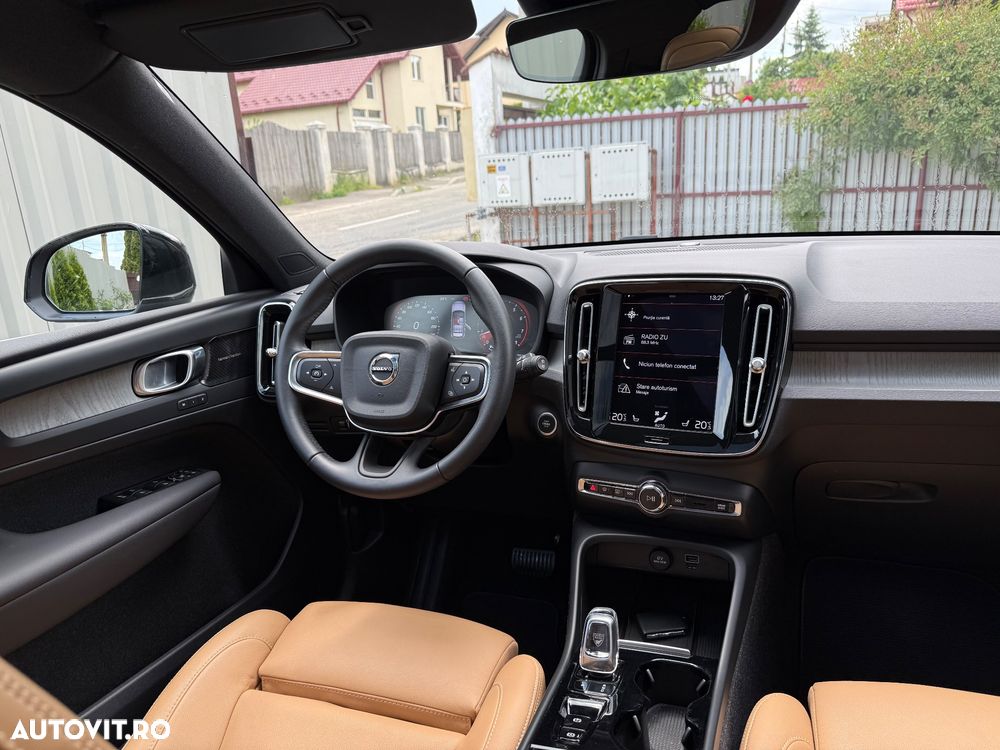 Volvo XC 40 B4 AT8 AWD Mild Hybrid Inscription - 30