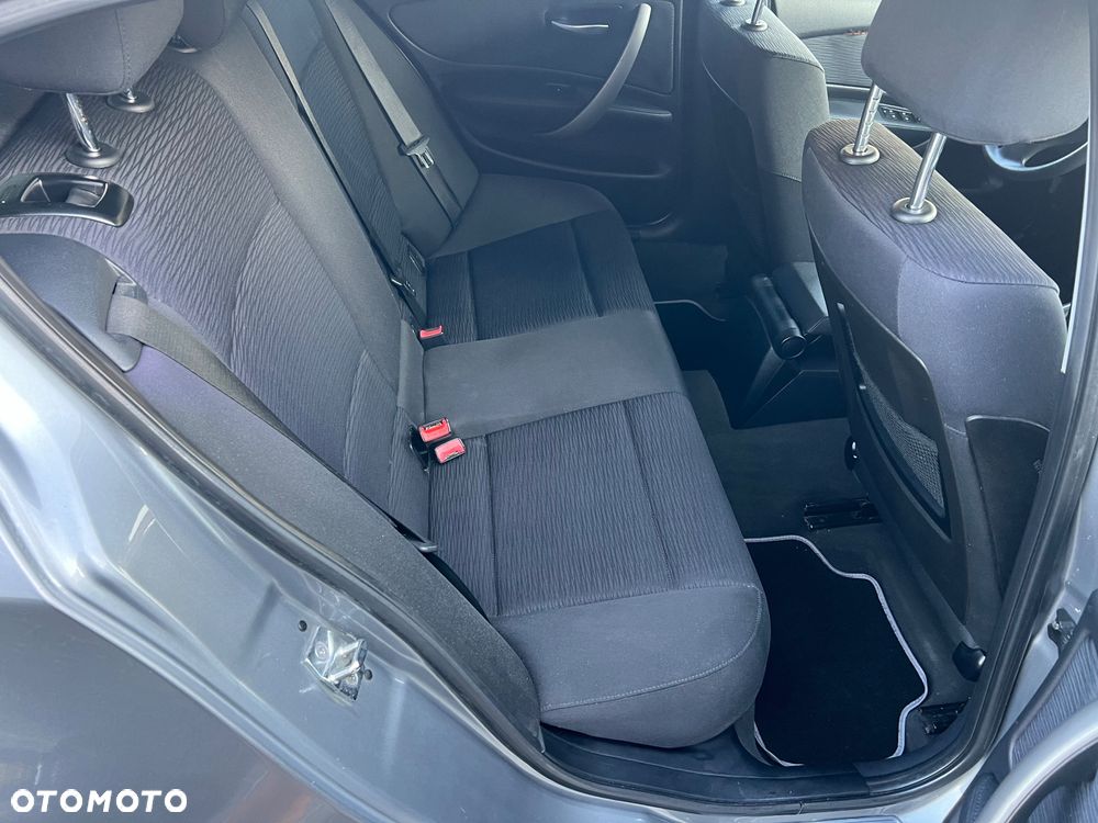 BMW Seria 1 116i Edition Sport - 17