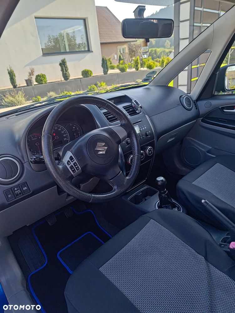 Suzuki SX4 - 24