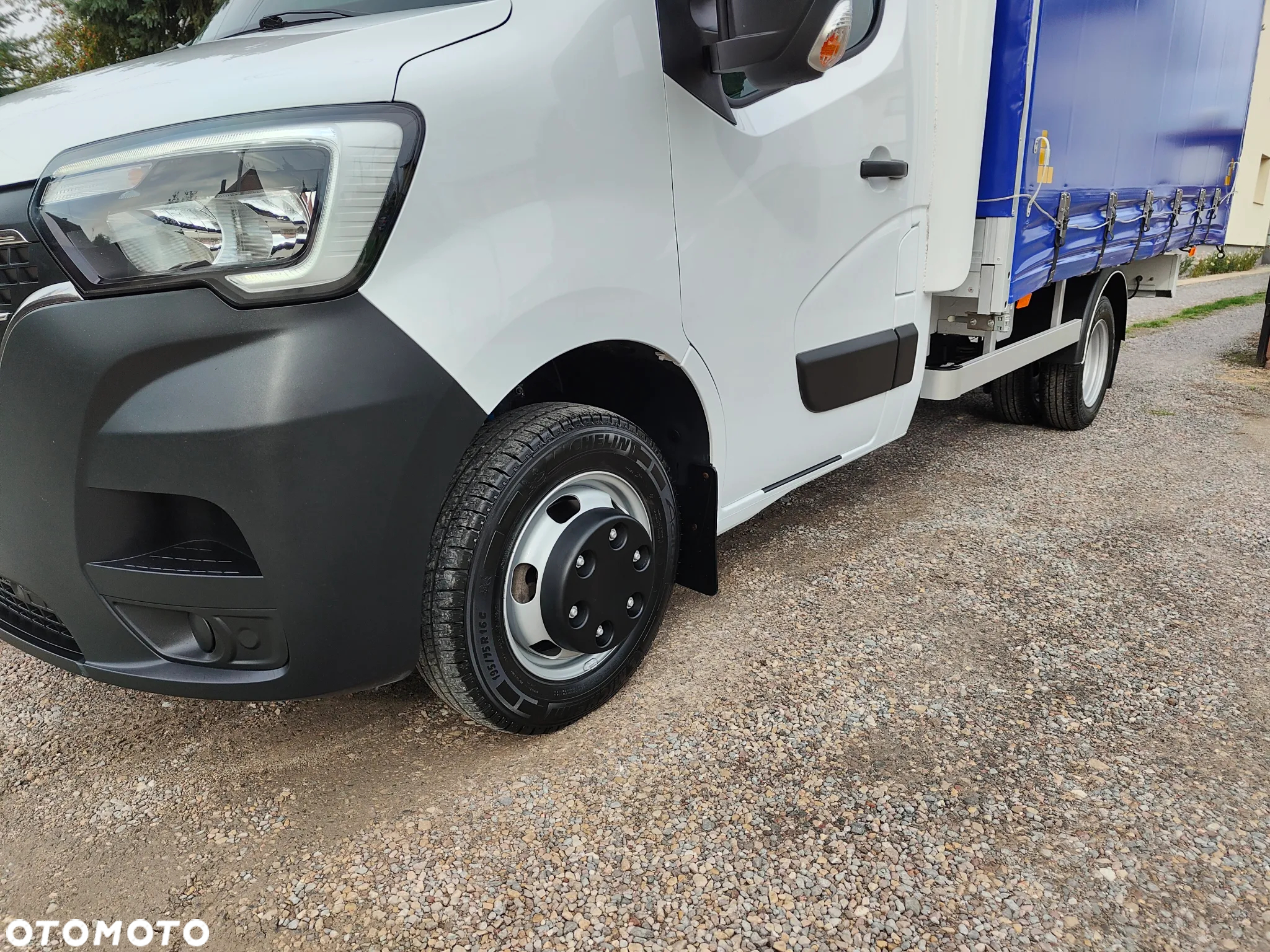 Renault Master 2.3 DCI 135KM** BLIŹNIAK** Skrzynka-Plandeka** PAKA 8-EuroPalet +1xFIRANKA** POLSKI SALON** 197 tyś KM** DMC do 3.5T kat.B** - 9