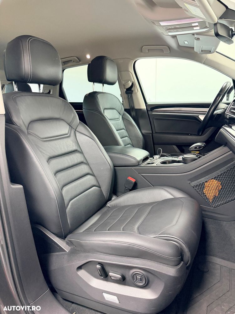 Volkswagen Touareg V6 TDI Atmosphere - 16