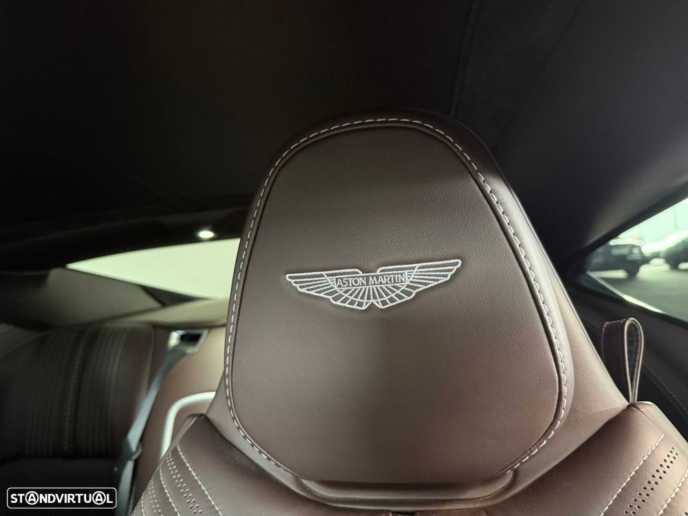 Aston Martin DB11 Coupé V8 Auto - 30