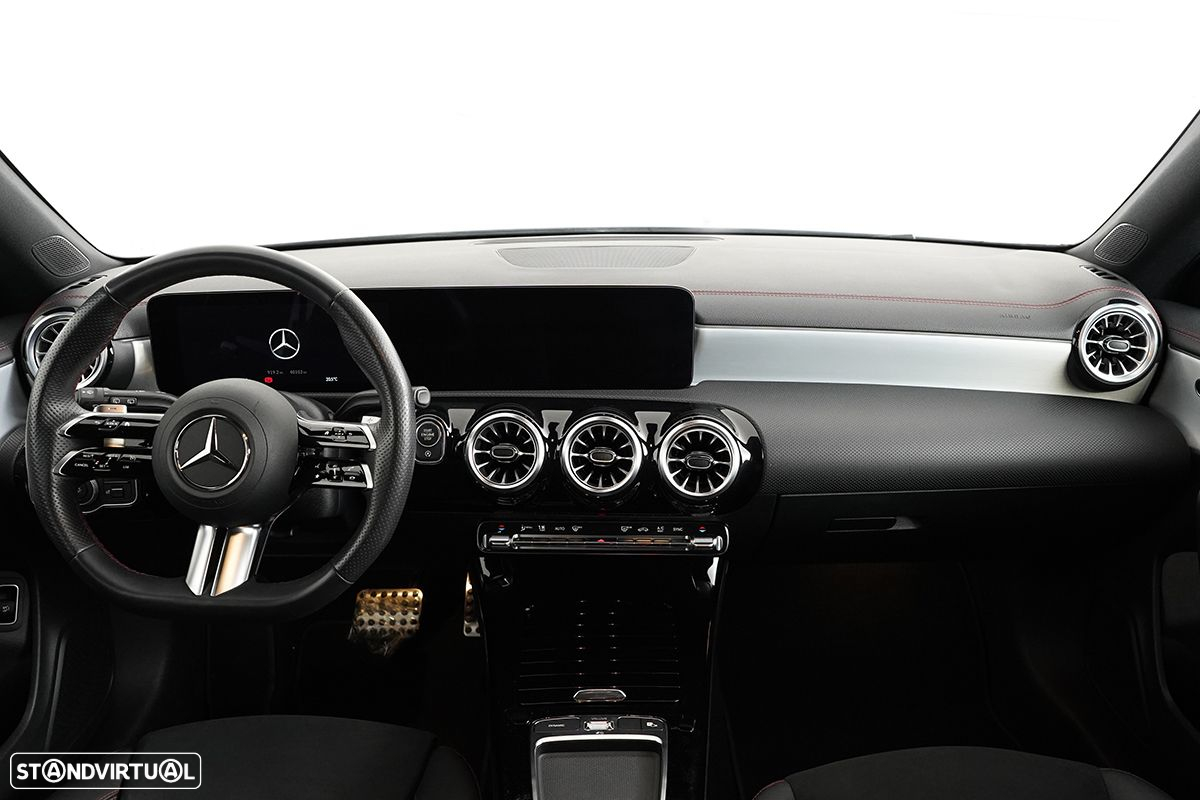 Mercedes-Benz CLA 180 d Shooting Brake AMG Line Aut. - 16