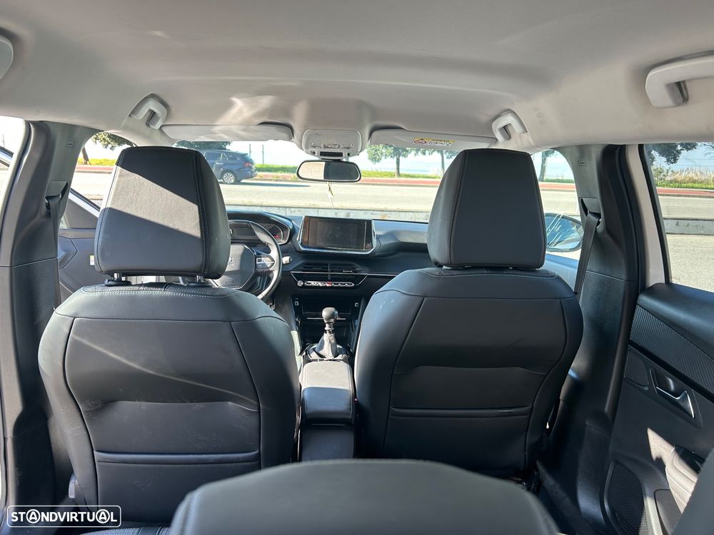 Peugeot 2008 PureTech 130 Allure - 8