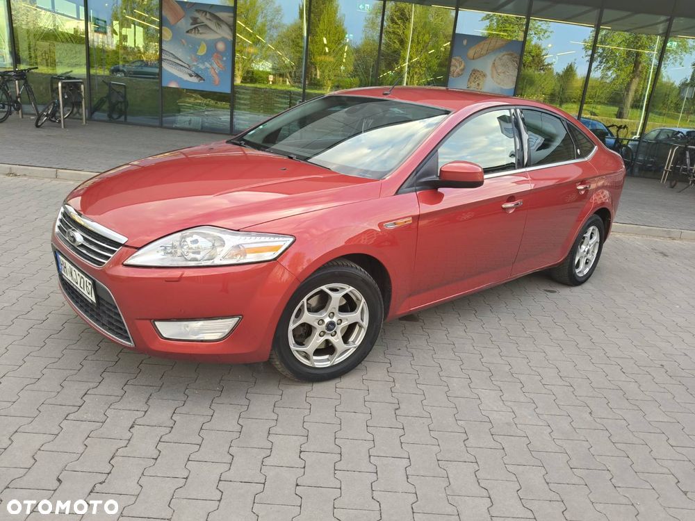 Ford Mondeo 2.3 Ghia - 23
