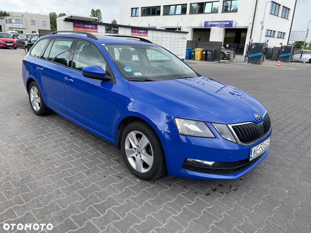 Skoda Octavia 2.0 TDI Ambition DSG - 2