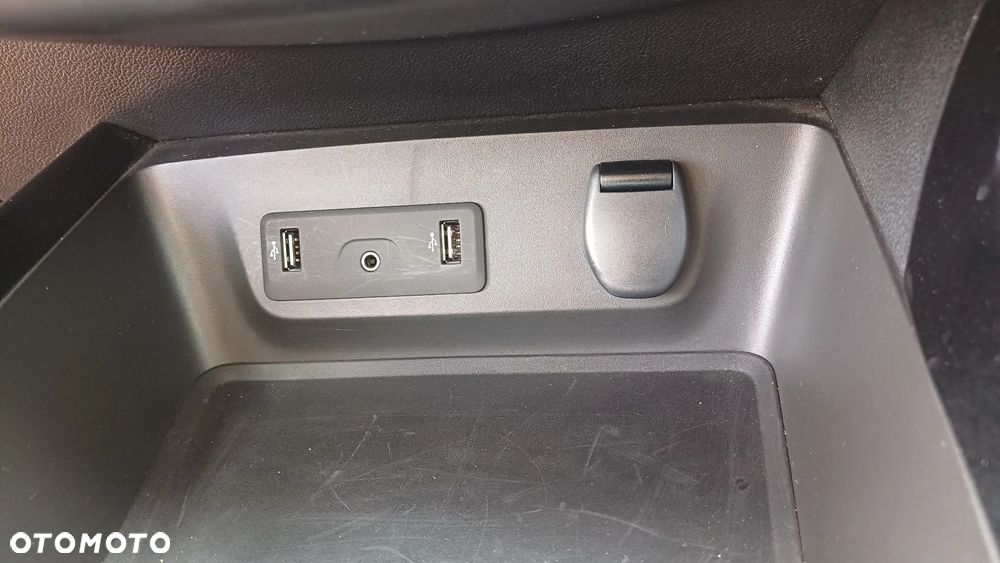 Renault Kadjar 1.2 Energy TCe Business - 23