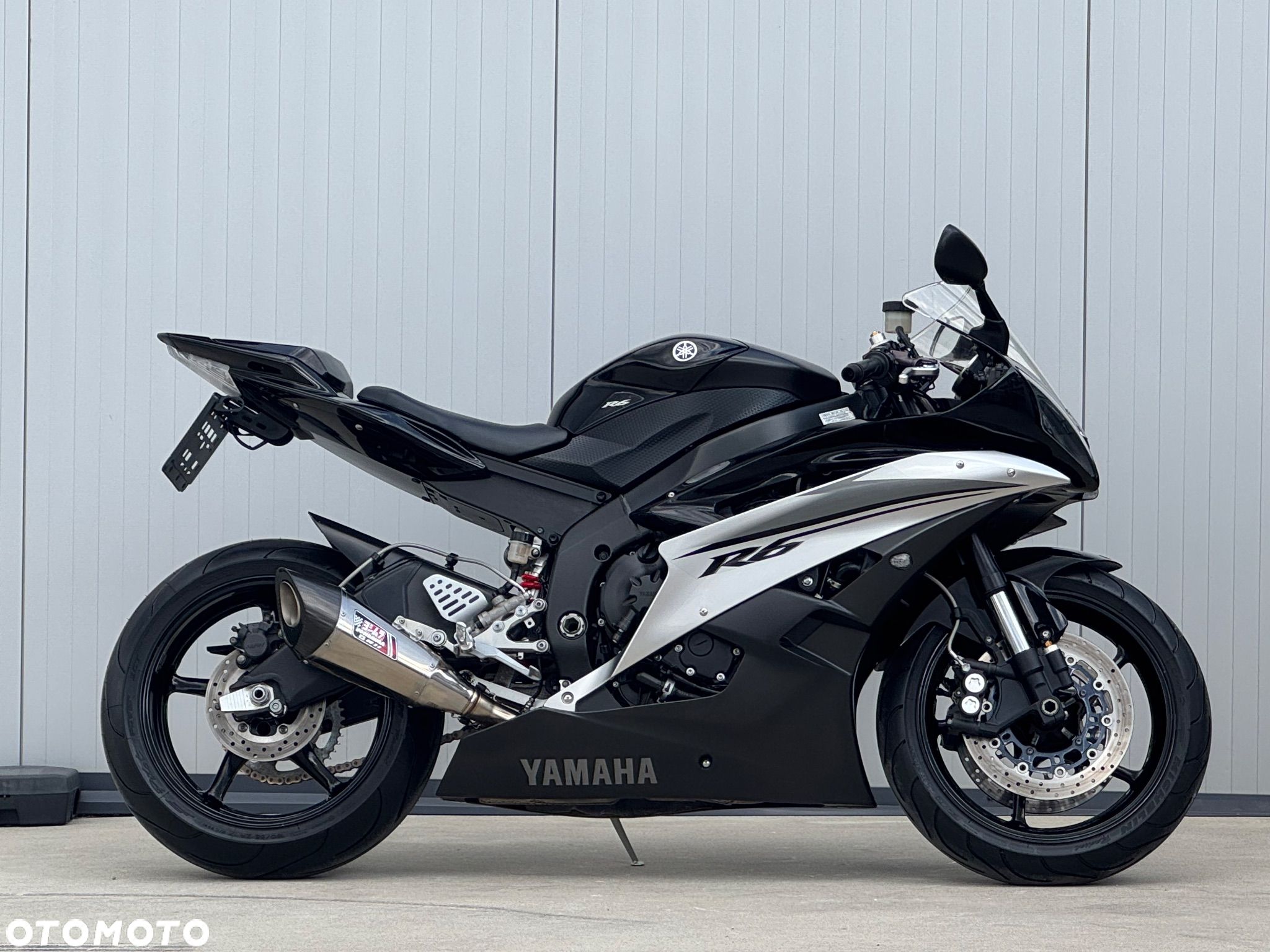Yamaha YZF - 1