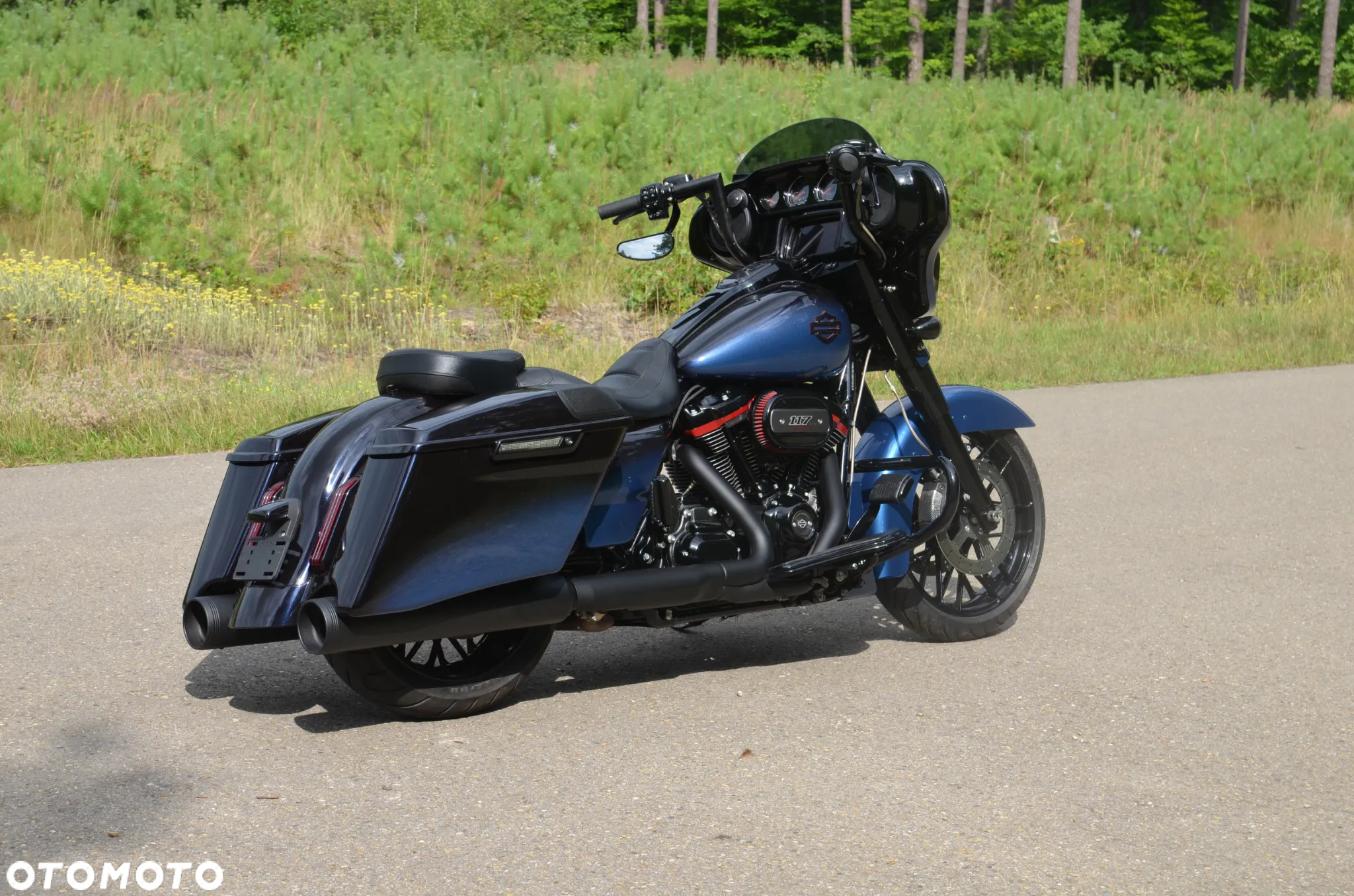 Harley-Davidson CVO Street Glide - 7
