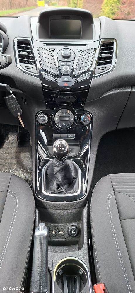 Ford Fiesta - 11