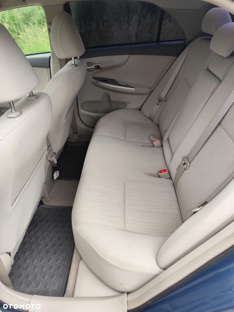 Toyota Corolla 1.6 VVT-i Premium Start - 13