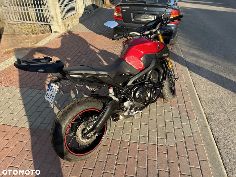 Yamaha MT - 8