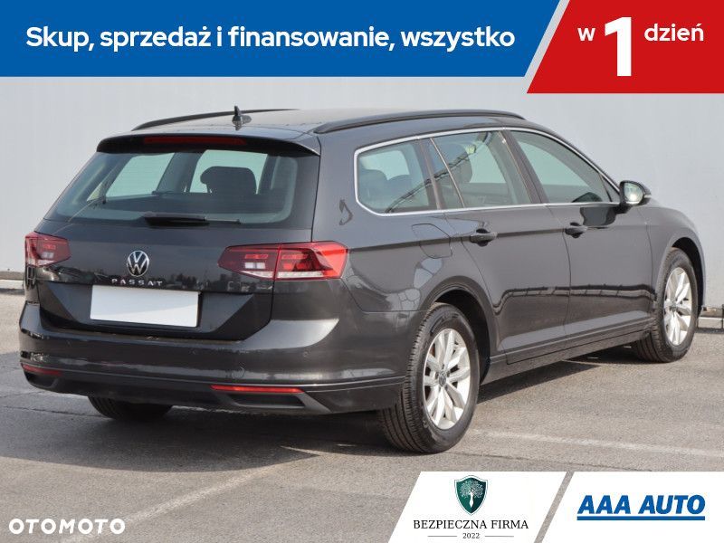 Volkswagen Passat Variant - 6