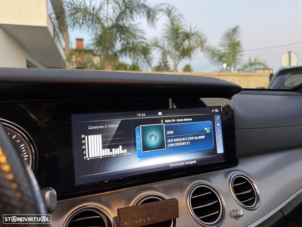 Mercedes-Benz E 220 d AMG - 34