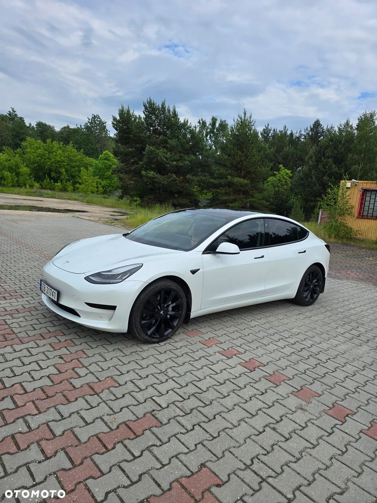 Tesla Model 3 Standard Reichweite Plus Hinterradantrieb - 20