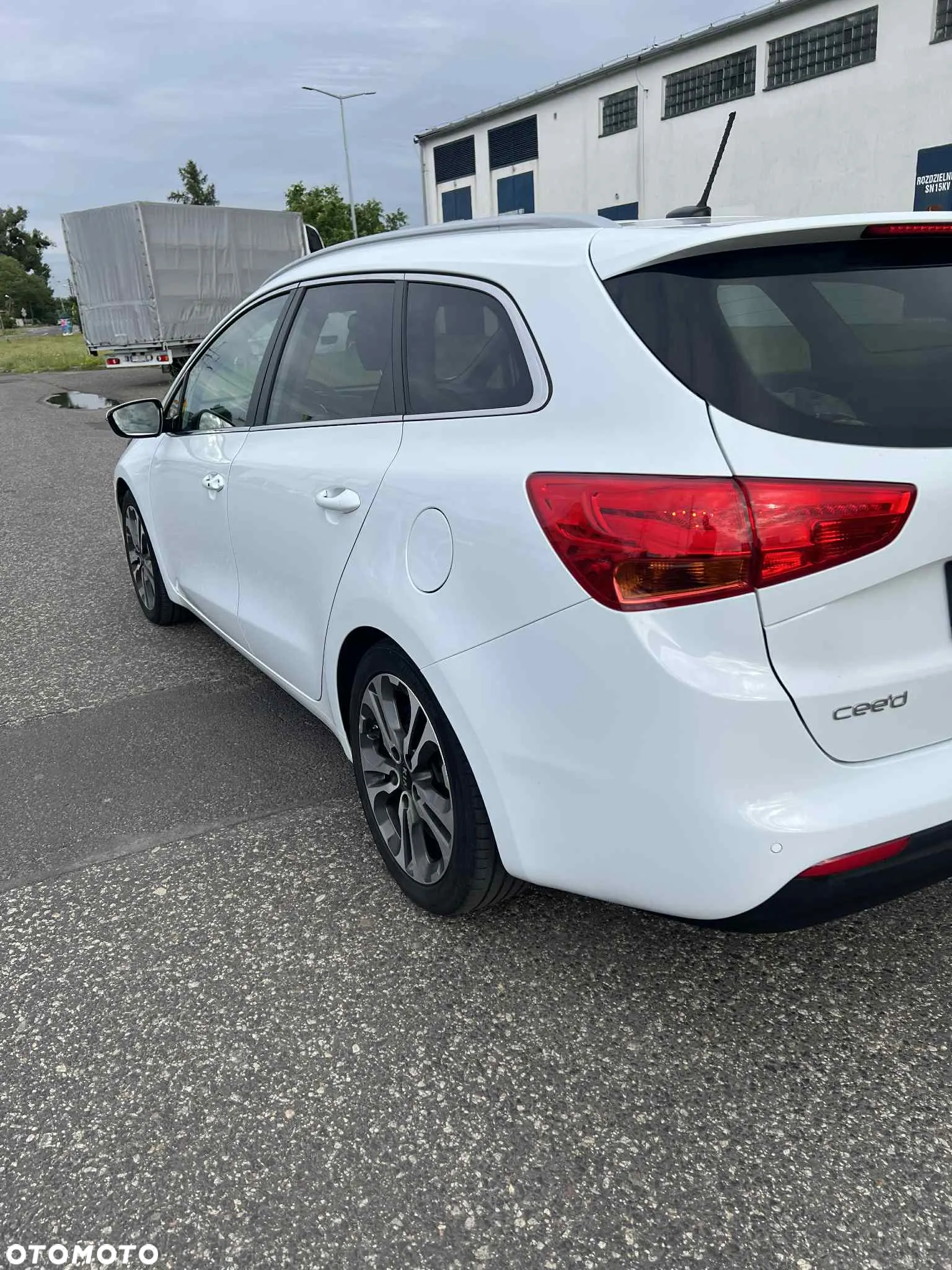 Kia Ceed Cee'd 1.6 CRDi XL - 5