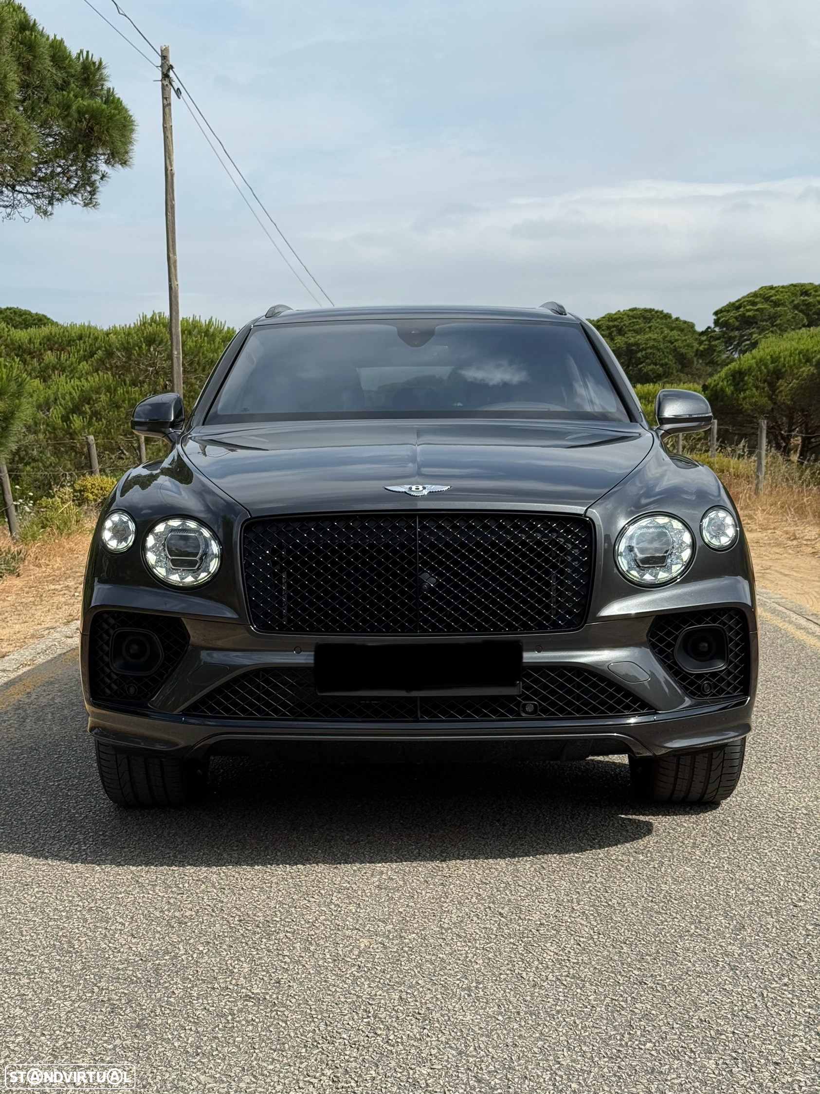 Bentley Bentayga EWB V8 - 3