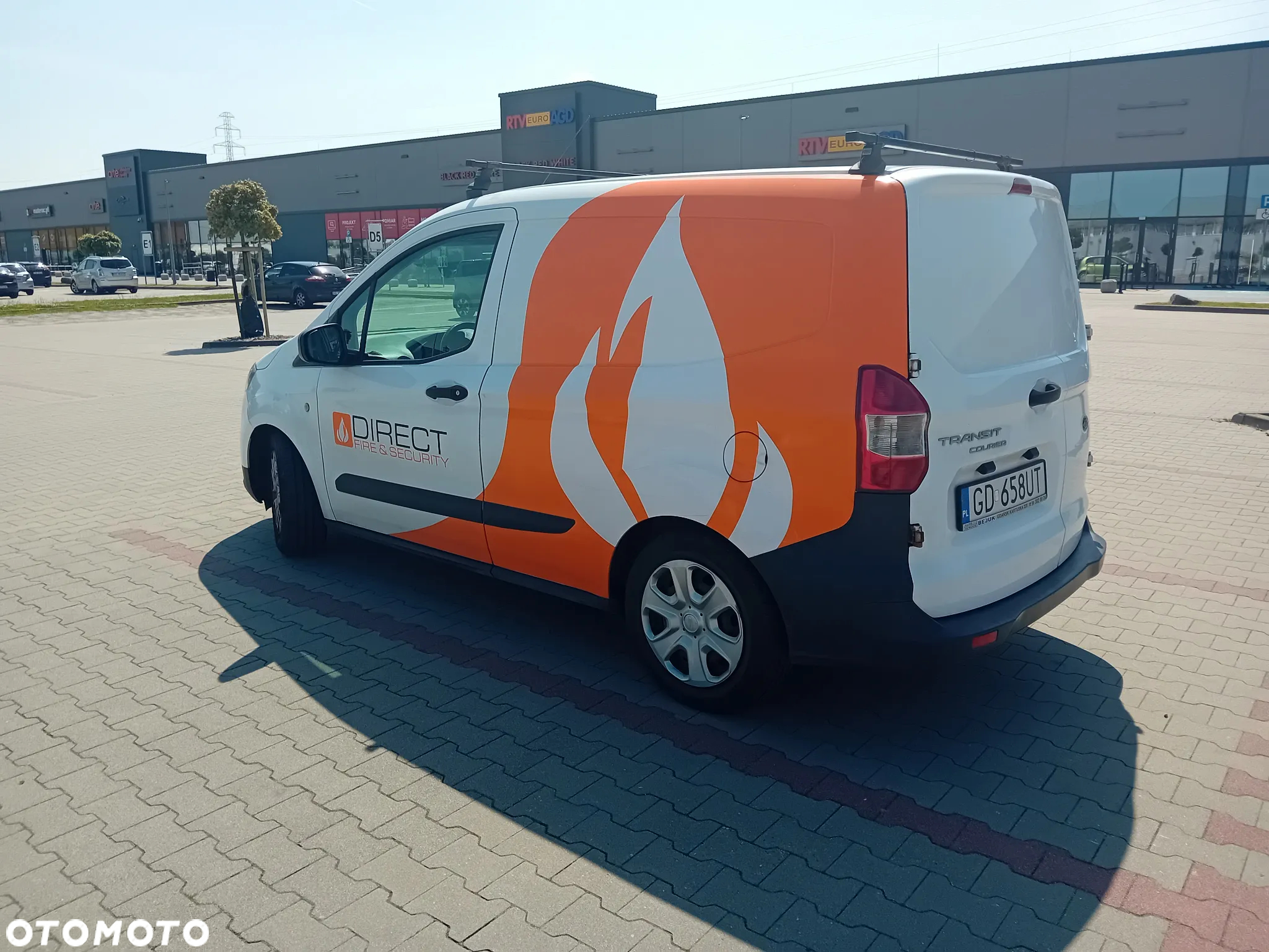 Ford Transit Courier 1.0 EcoBoost Ambiente - 6