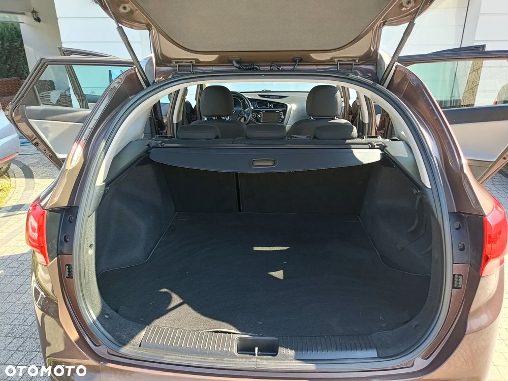 Kia Ceed 1.6 GDI Platinum Edition - 13