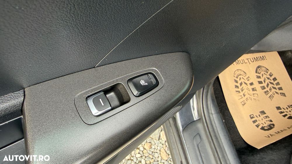 Kia Sportage 2.0 DSL 6MT 4x2 Style - 16