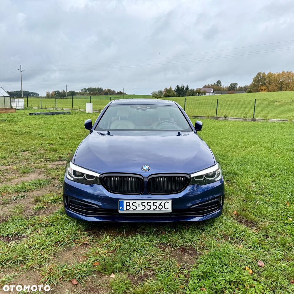 BMW Seria 5 530i xDrive Luxury Line - 2
