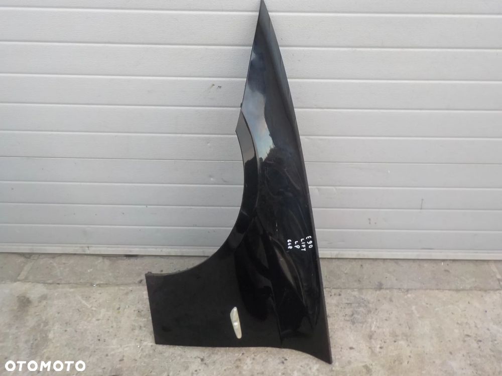 BMW SERIA 3 E90 BŁOTNIK LEWY PRZÓD KOLOR 668 - 1