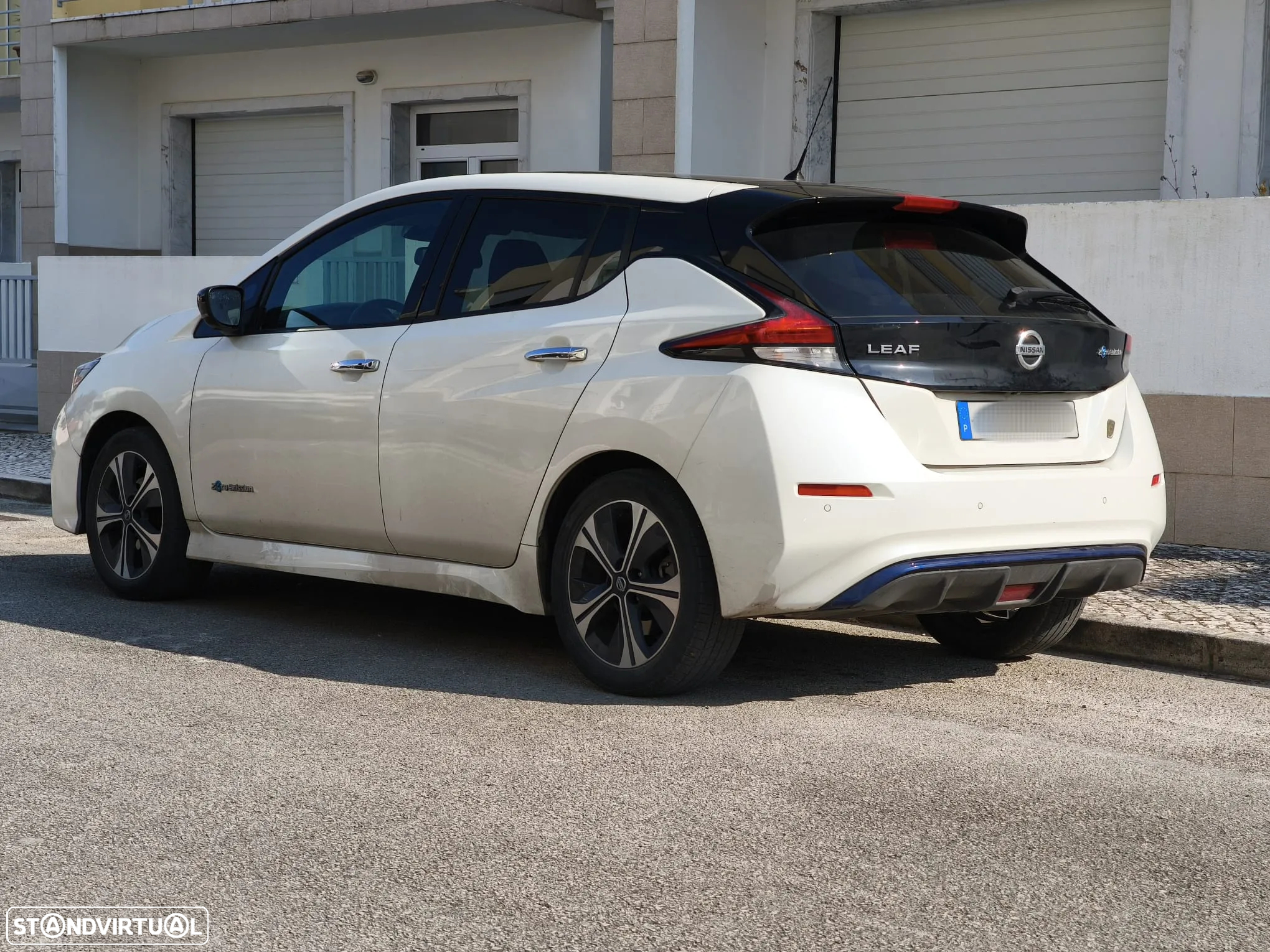Nissan Leaf 40 kWh Tekna - 17