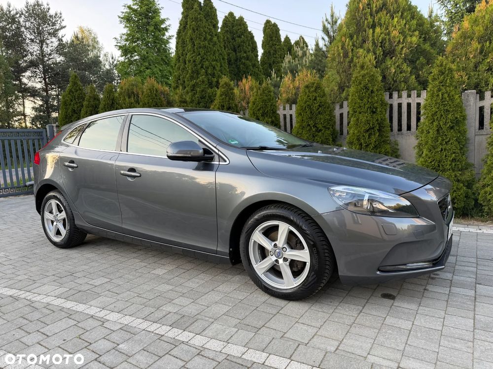 Volvo V40 D2 Momentum - 11
