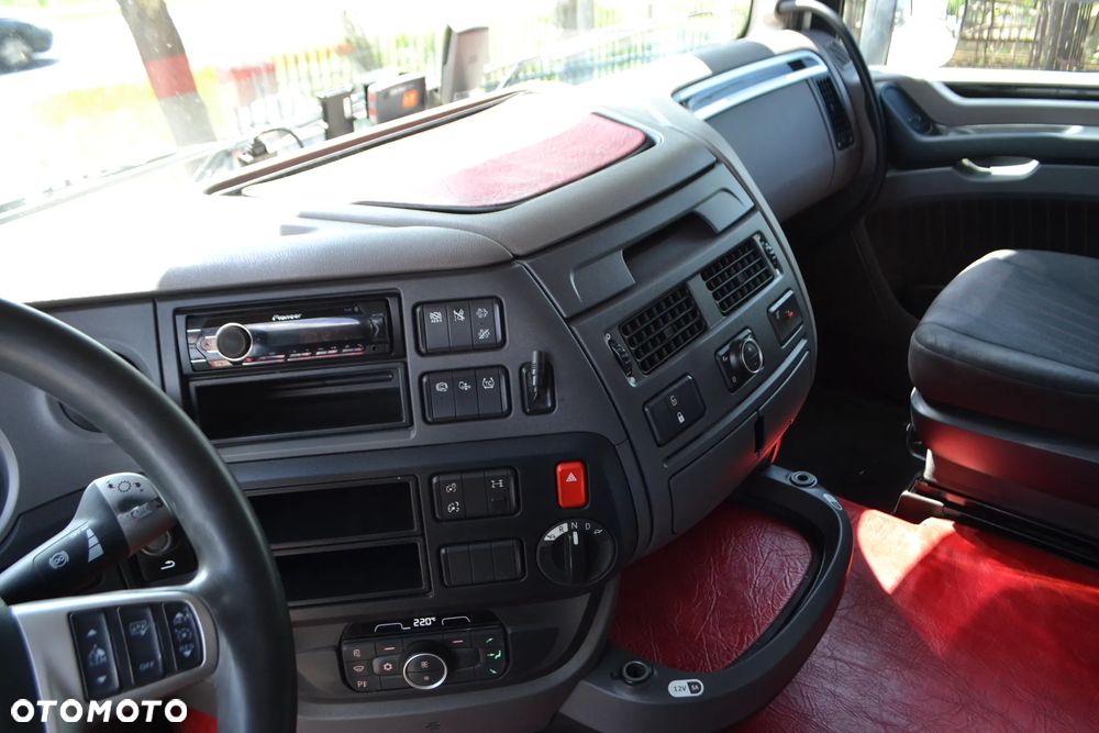 DAF 480 - 9