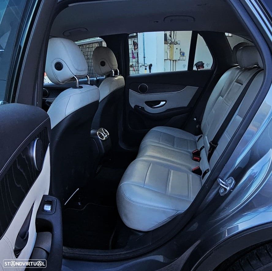 Mercedes-Benz GLC 220 d 4Matic 9G-TRONIC Exclusive - 35