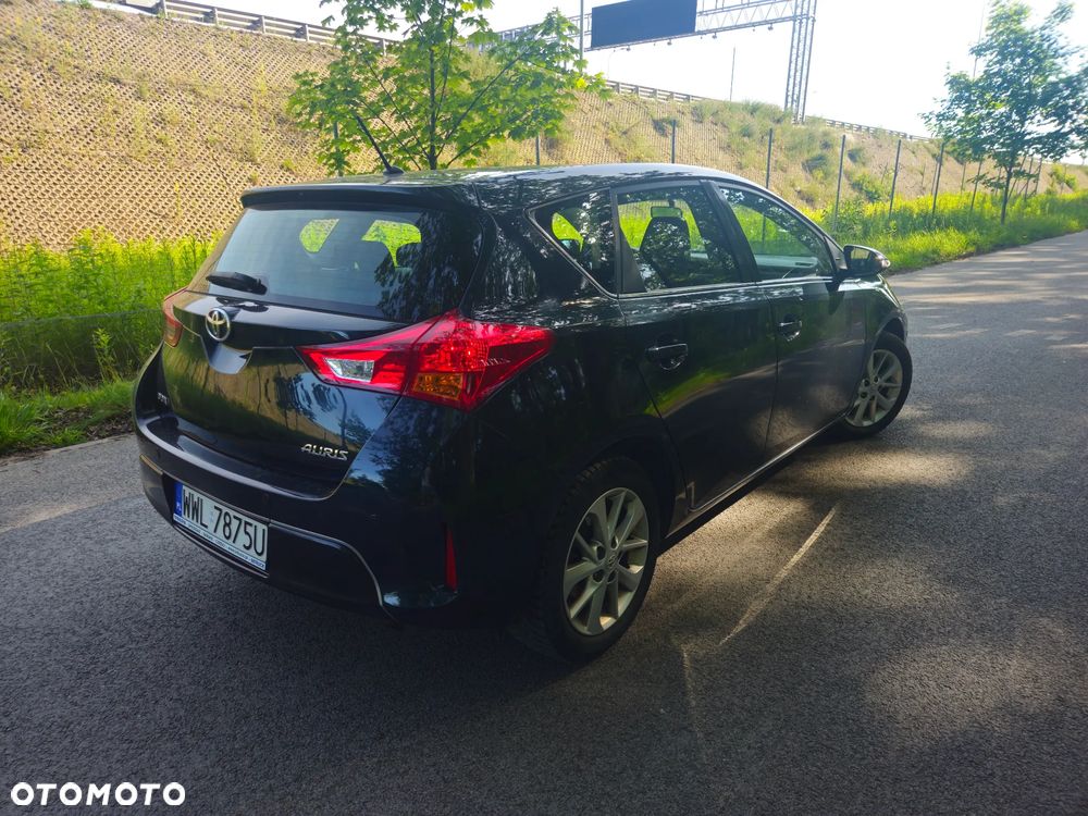 Toyota Auris 1.4 D-4D Premium - 31