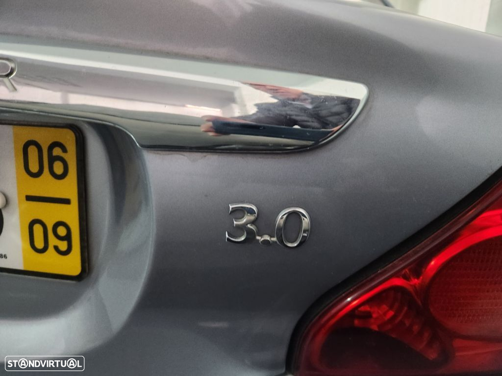 Jaguar X-Type 3.0 Executive Auto. - 7
