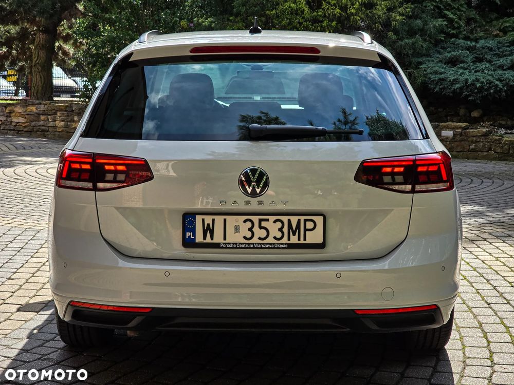 Volkswagen Passat Variant 2.0 TDI EVO Elegance DSG - 8