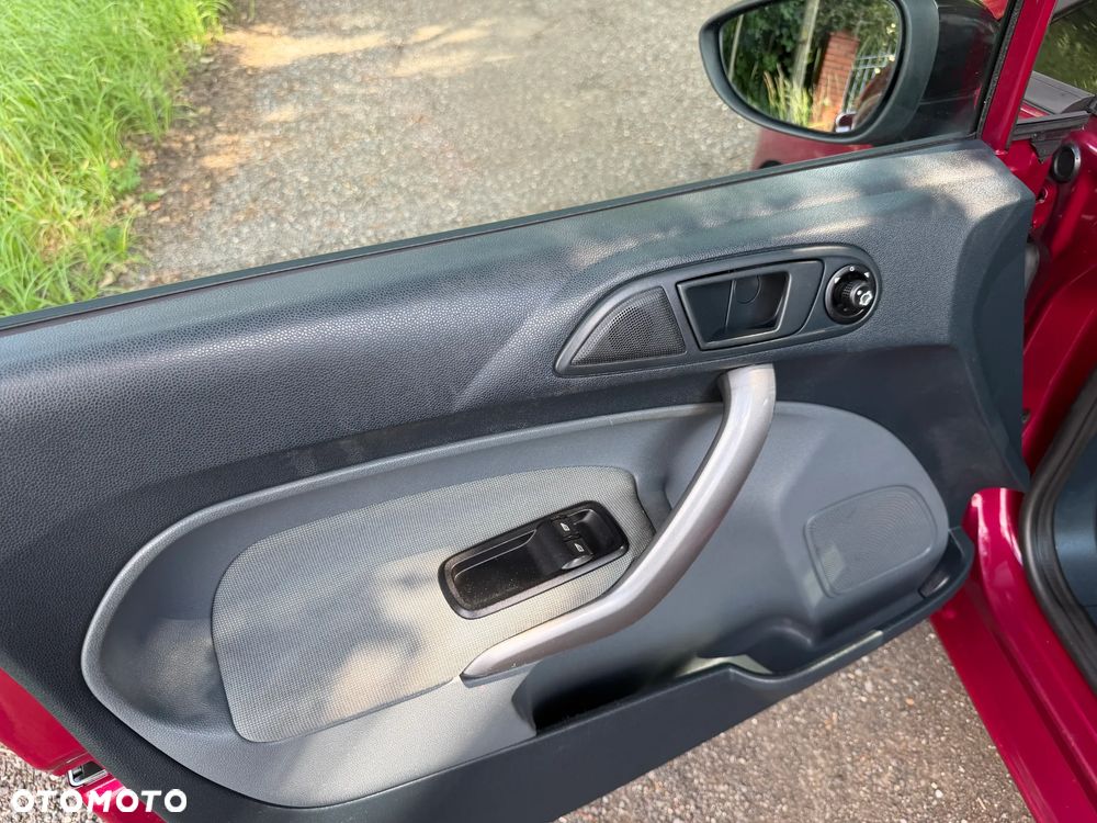 Ford Fiesta 1.25 SYNC Edition - 11