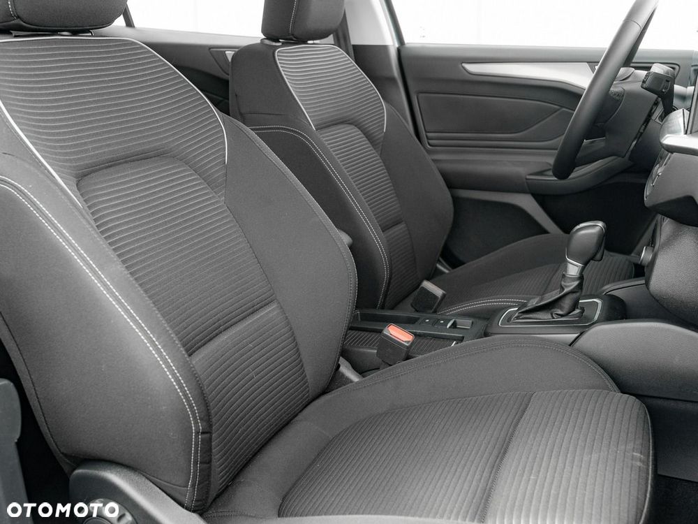Ford Focus SW 1.0 EcoBoost Hybrid TITANIUM - 31