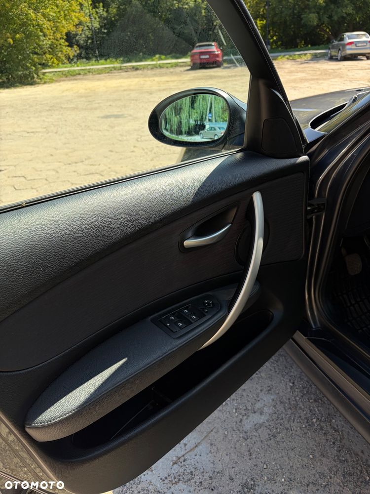 BMW Seria 1 118d - 12