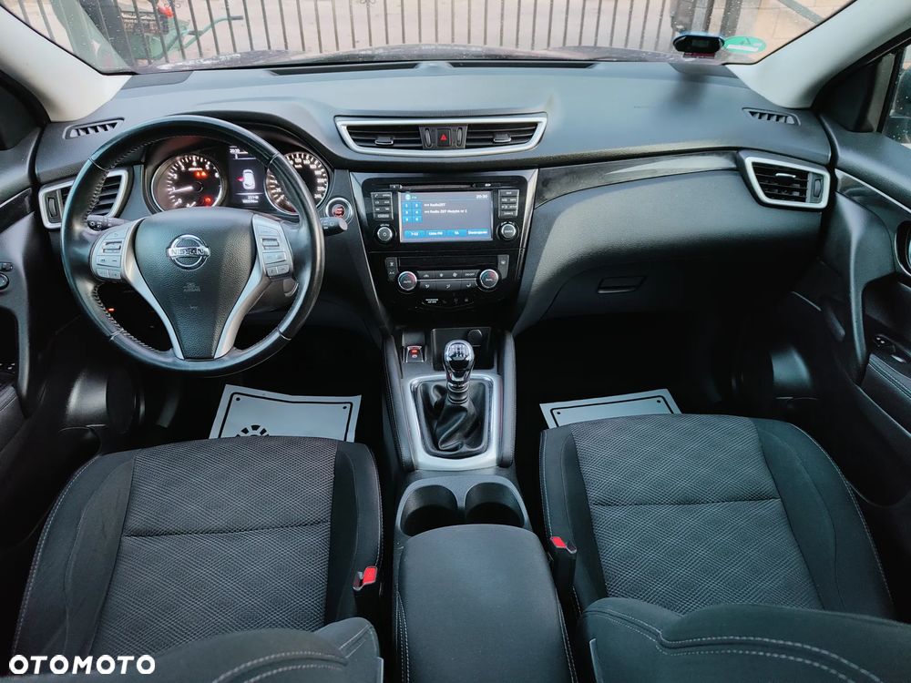 Nissan Qashqai 1.2 DIG-T 360 - 6