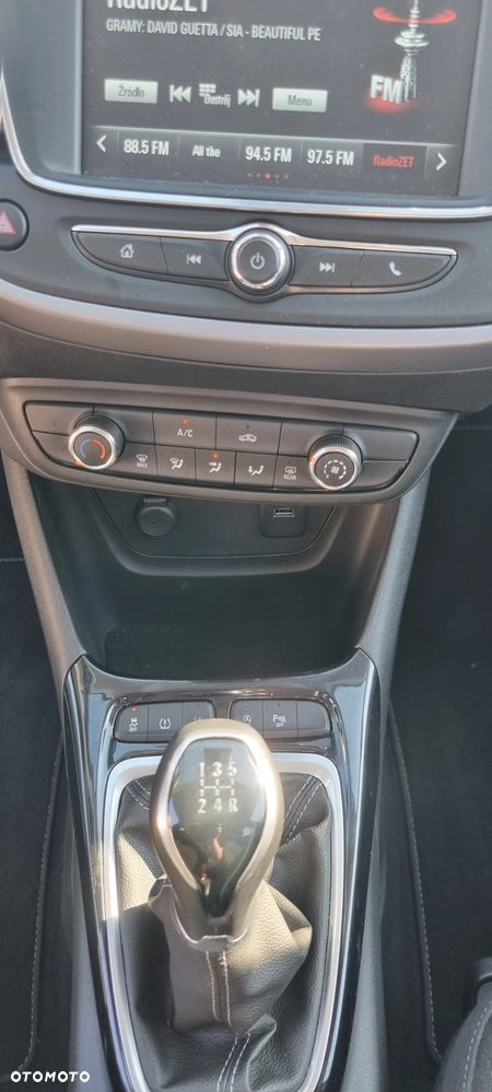 Opel Crossland X - 11