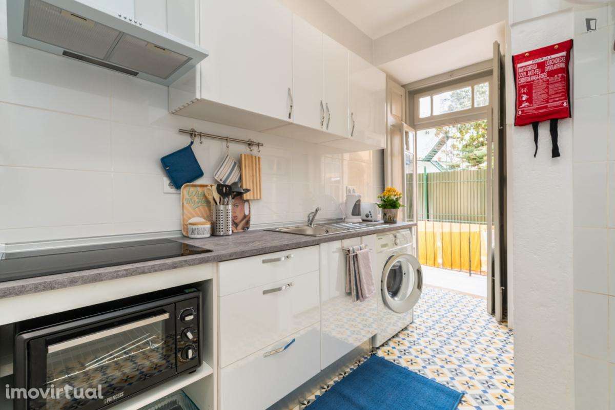 Quarto - localizado em Arroios Lisbon - Grande imagem: 4/15